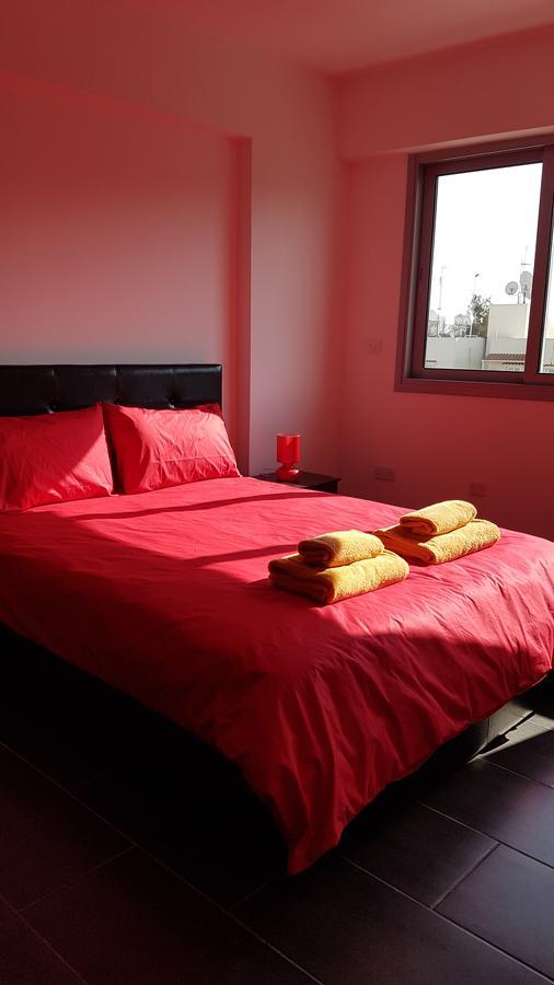 Dezo Luxury Town Apartment Larnaca Ngoại thất bức ảnh